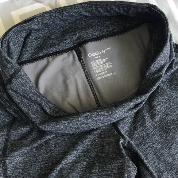 GAP Workout Pants - Picture 4 of 5